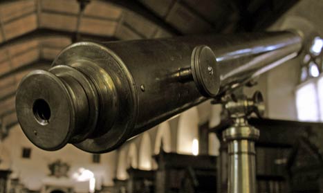 Photograph of Fred Hoyle's refracting telescope