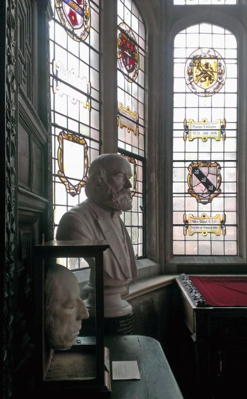 Wordsworth's life mask and John Couch Adam's bust under the Oriel window