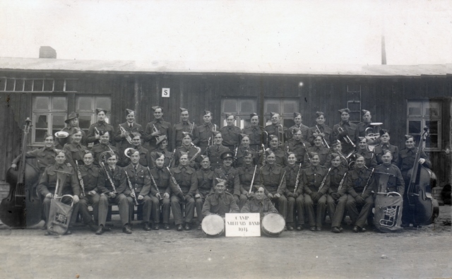  Crook with his clarinet on the first row, fourth from the right