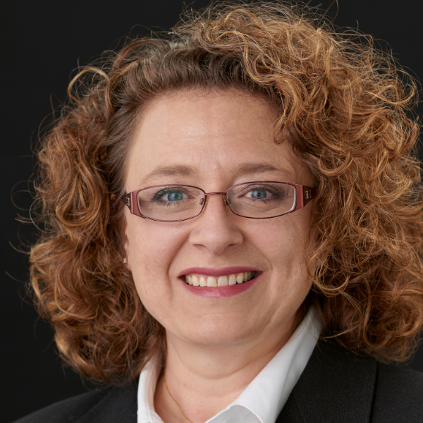 Dr Susan Cogan