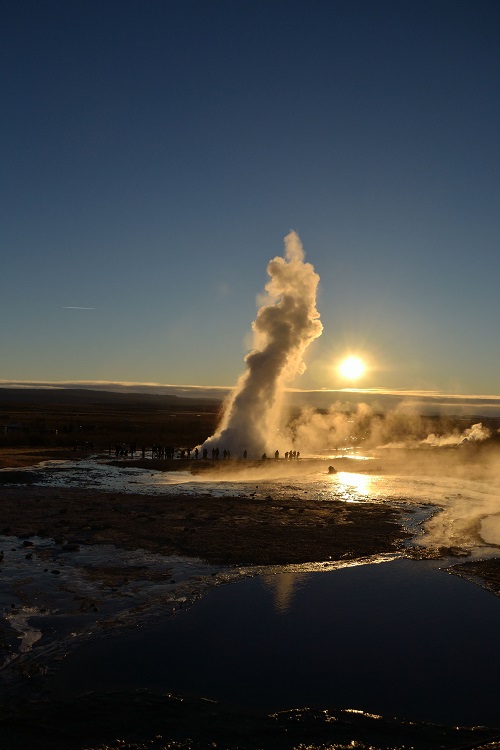 Kerry Swannell - Strokkur geyser